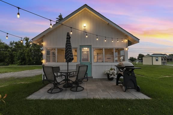 Kalbus Cottage – Watch Sunrises & Sunsets on Lake Winnebago